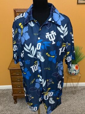 University of Toledo Men’s Size Large Tropical Print Button Down